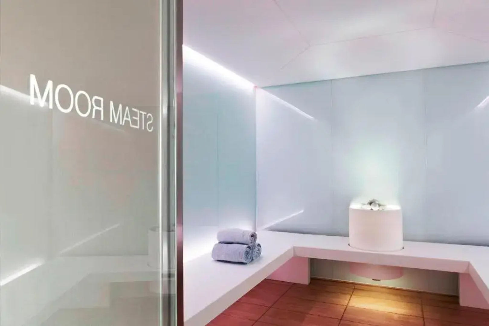 Отель Four Points by Sheraton Bolzano