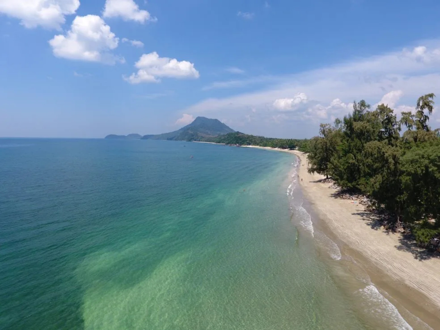 Koh Jum Beach Villas