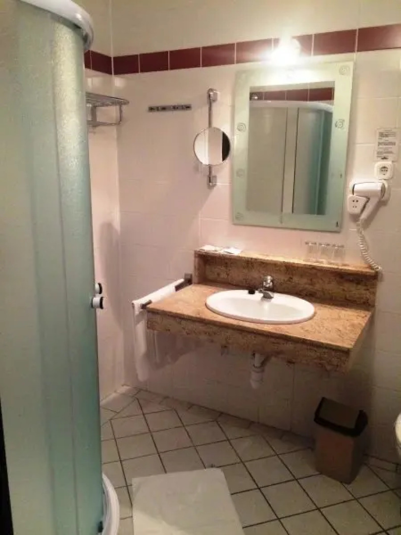 Savoyai Kastelyszallo