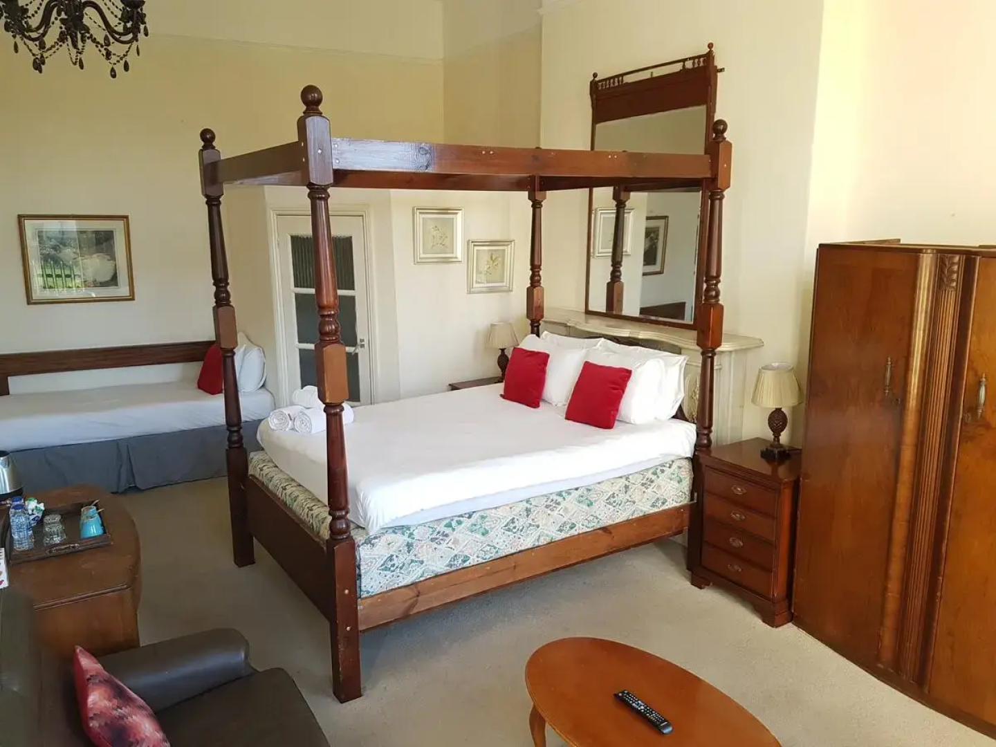 Brunswick Square Hotel