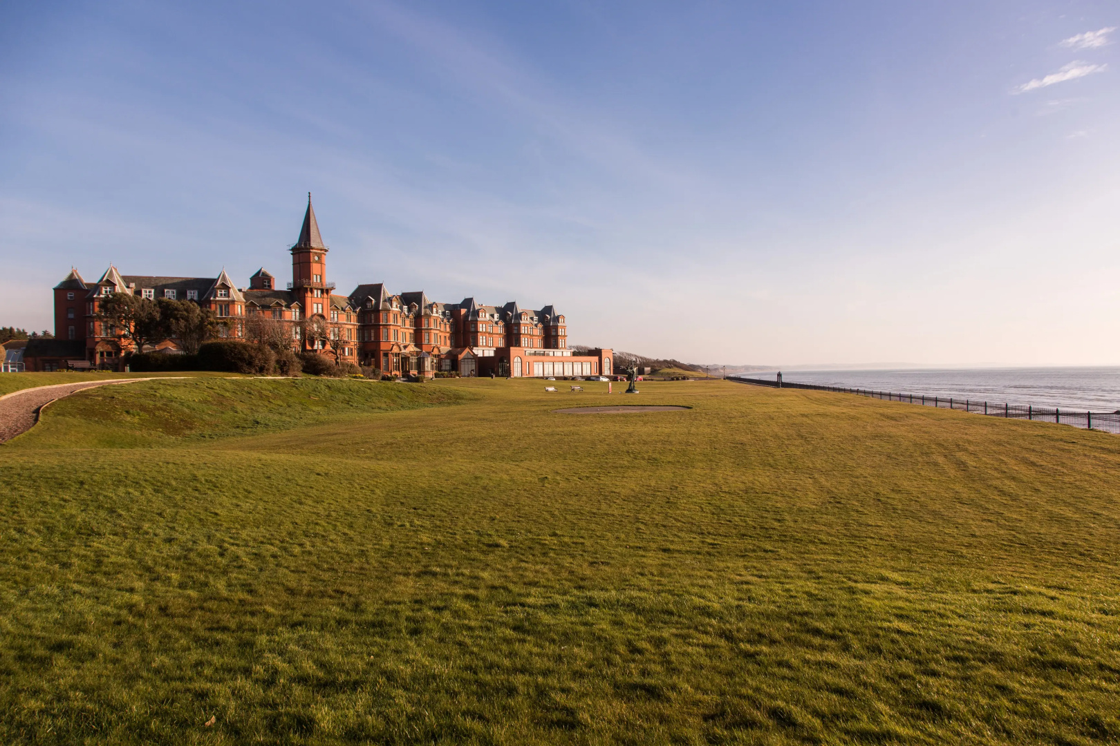 Отель Slieve Donard