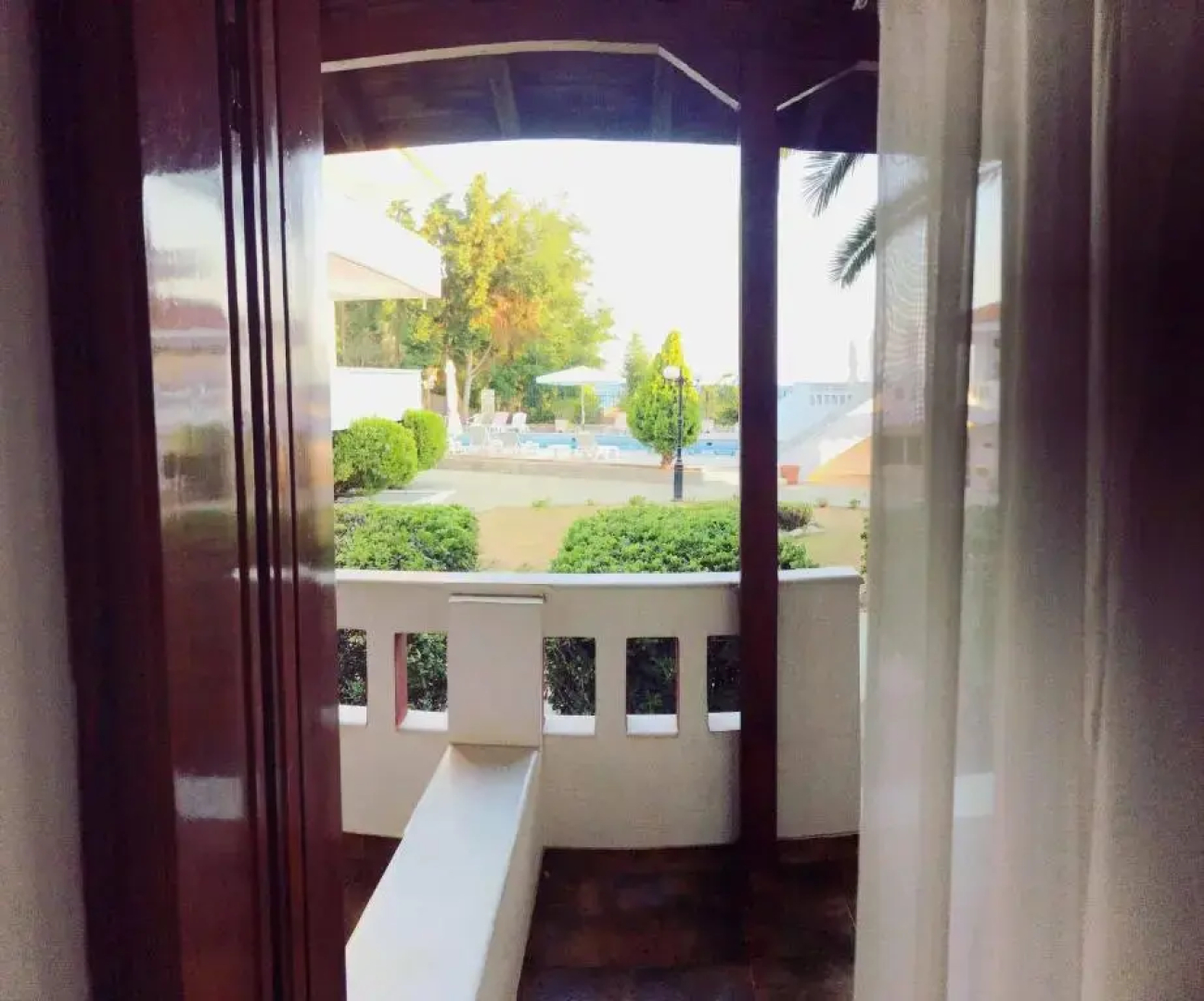 Candia House