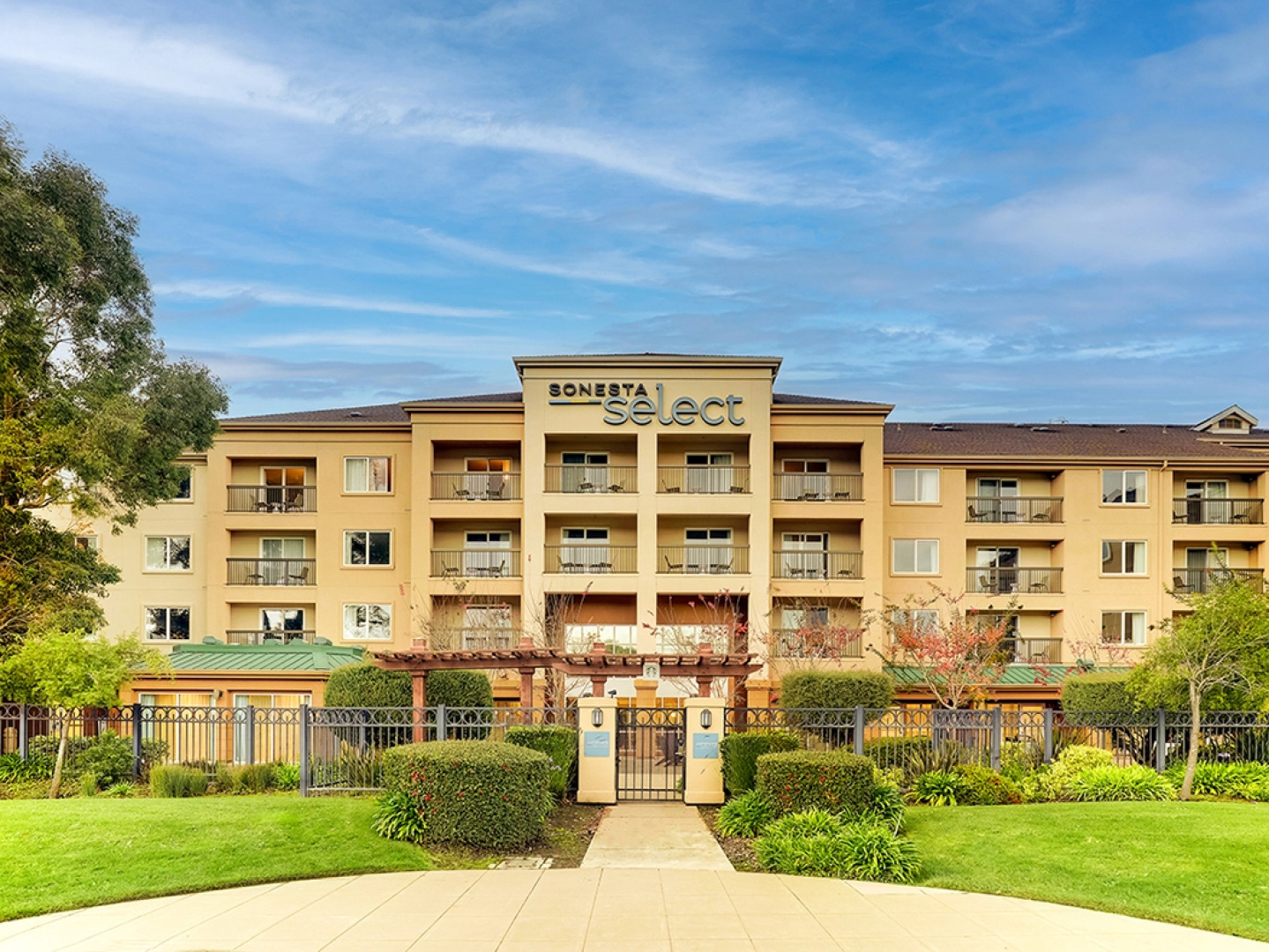 Sonesta Select San Francisco Airport Oyster Point Waterfront