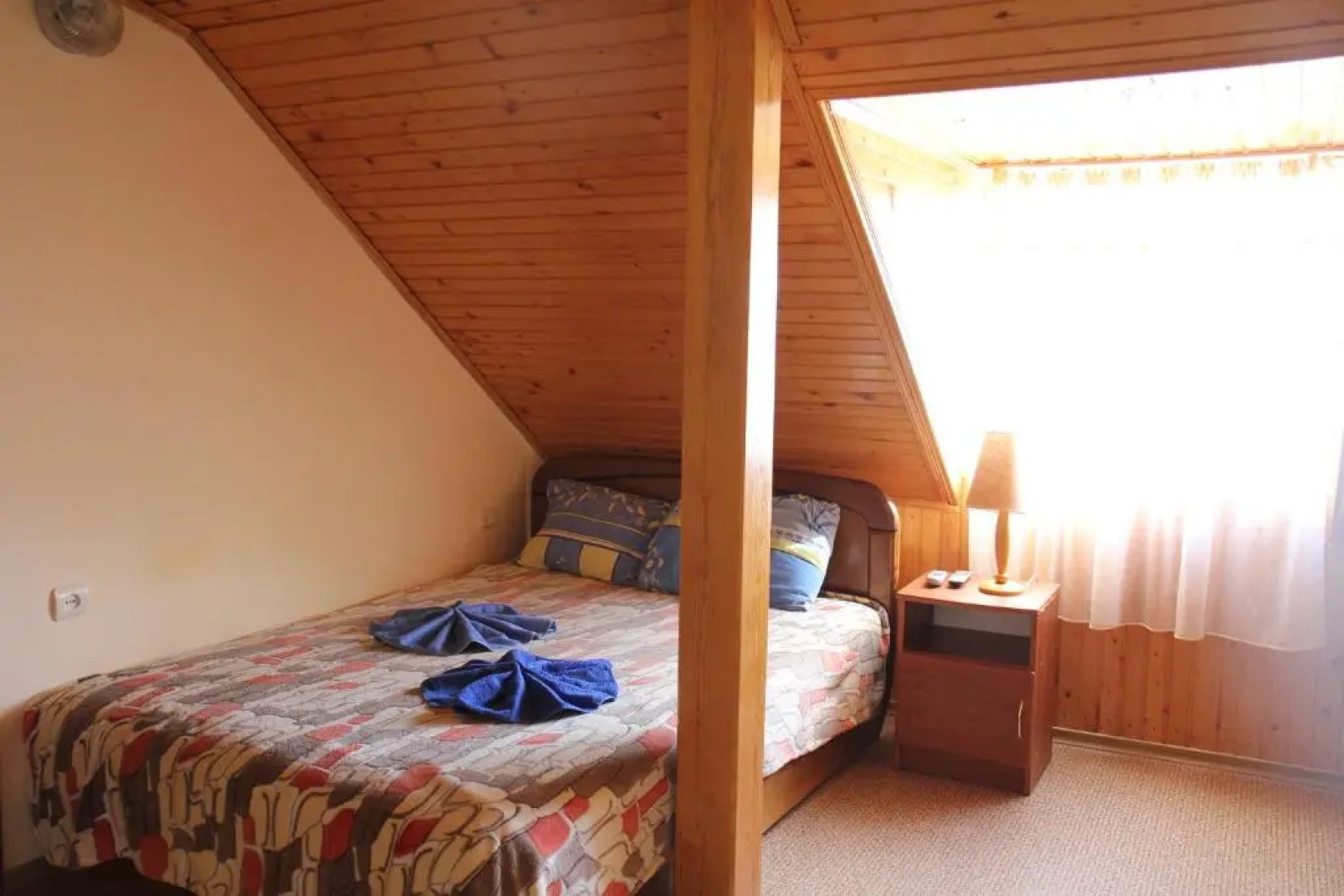 Цветок и Камень