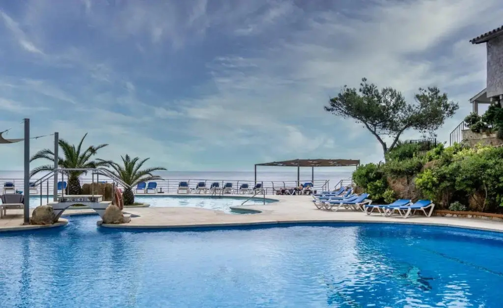 Eden Roc Mediterranean Hotel & Spa