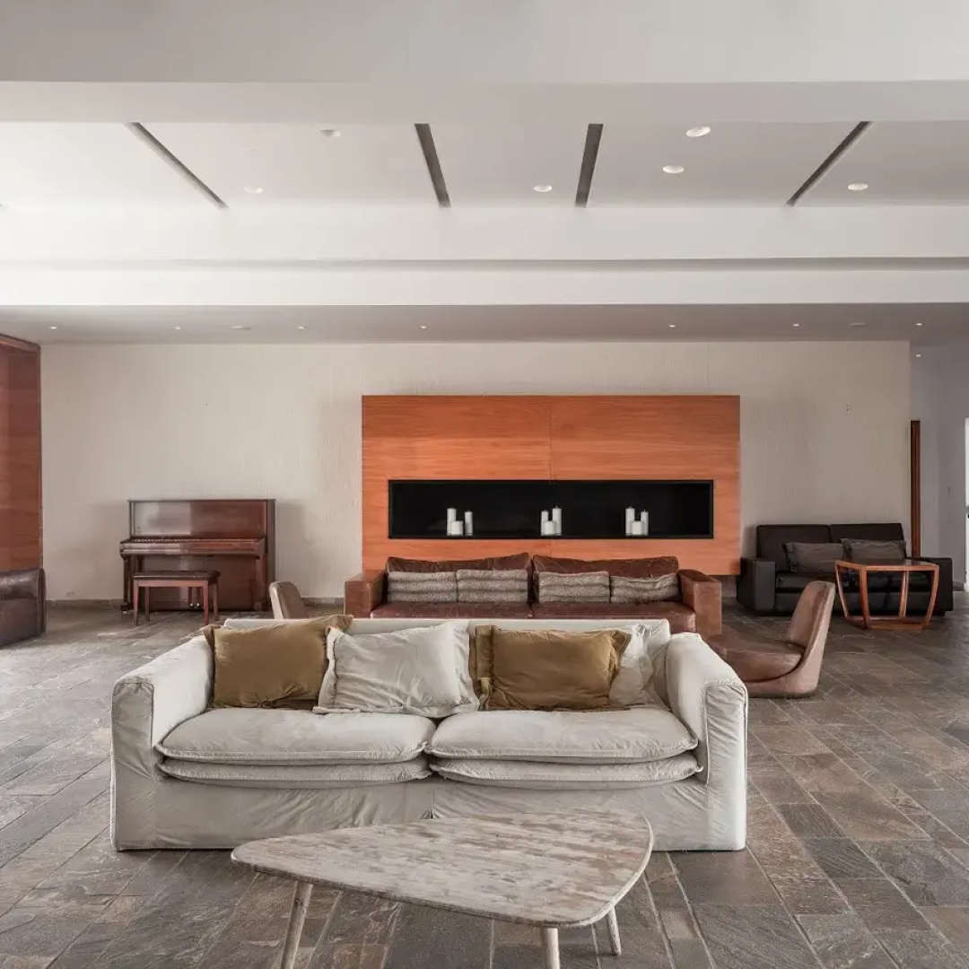 Amphora Hotel & Suites