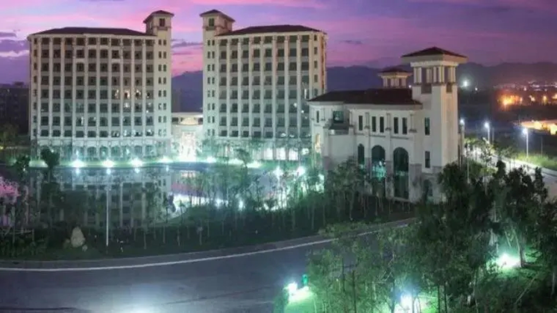 Fusion Hotel & Resort