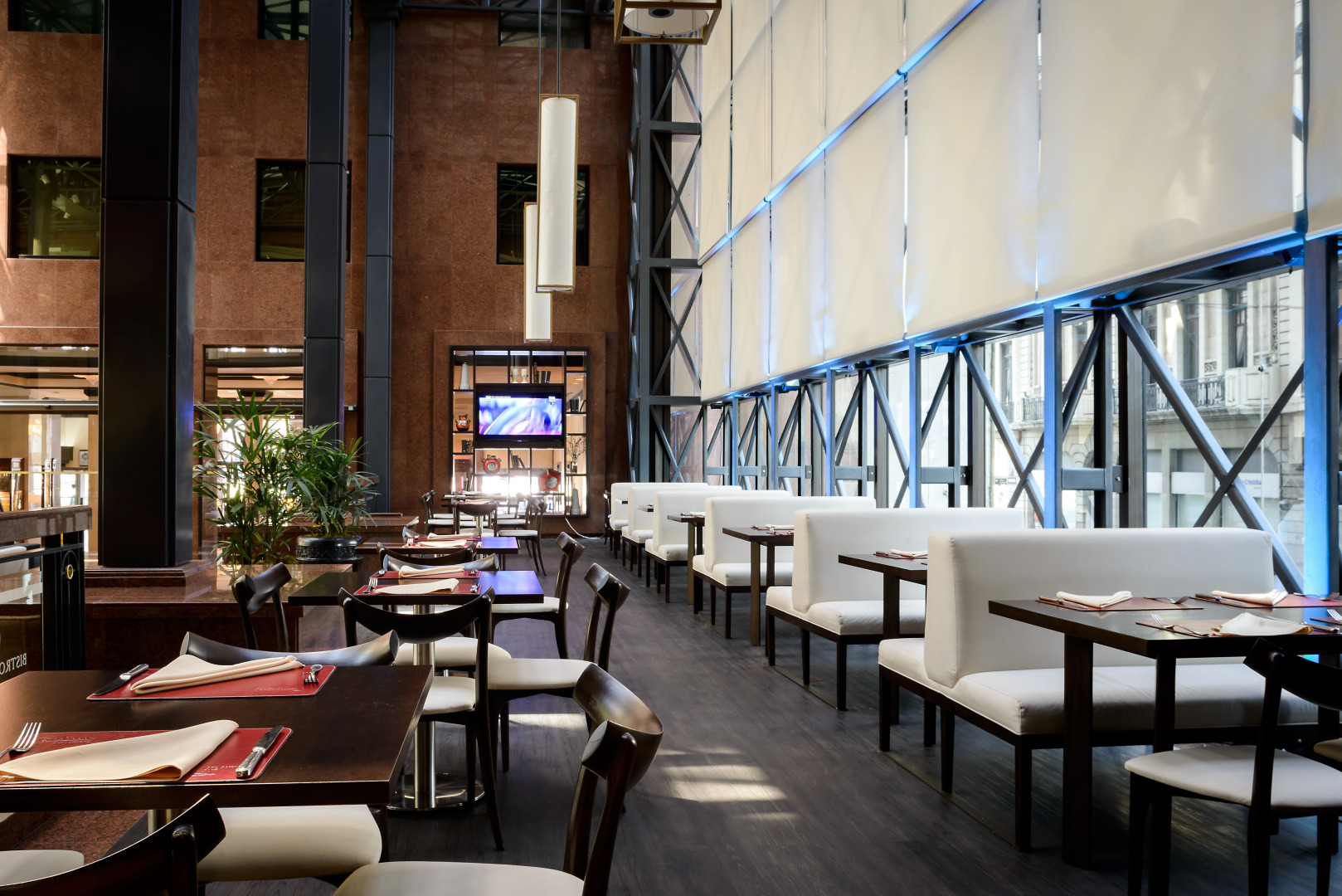 Radisson Montevideo Victoria Plaza Hotel