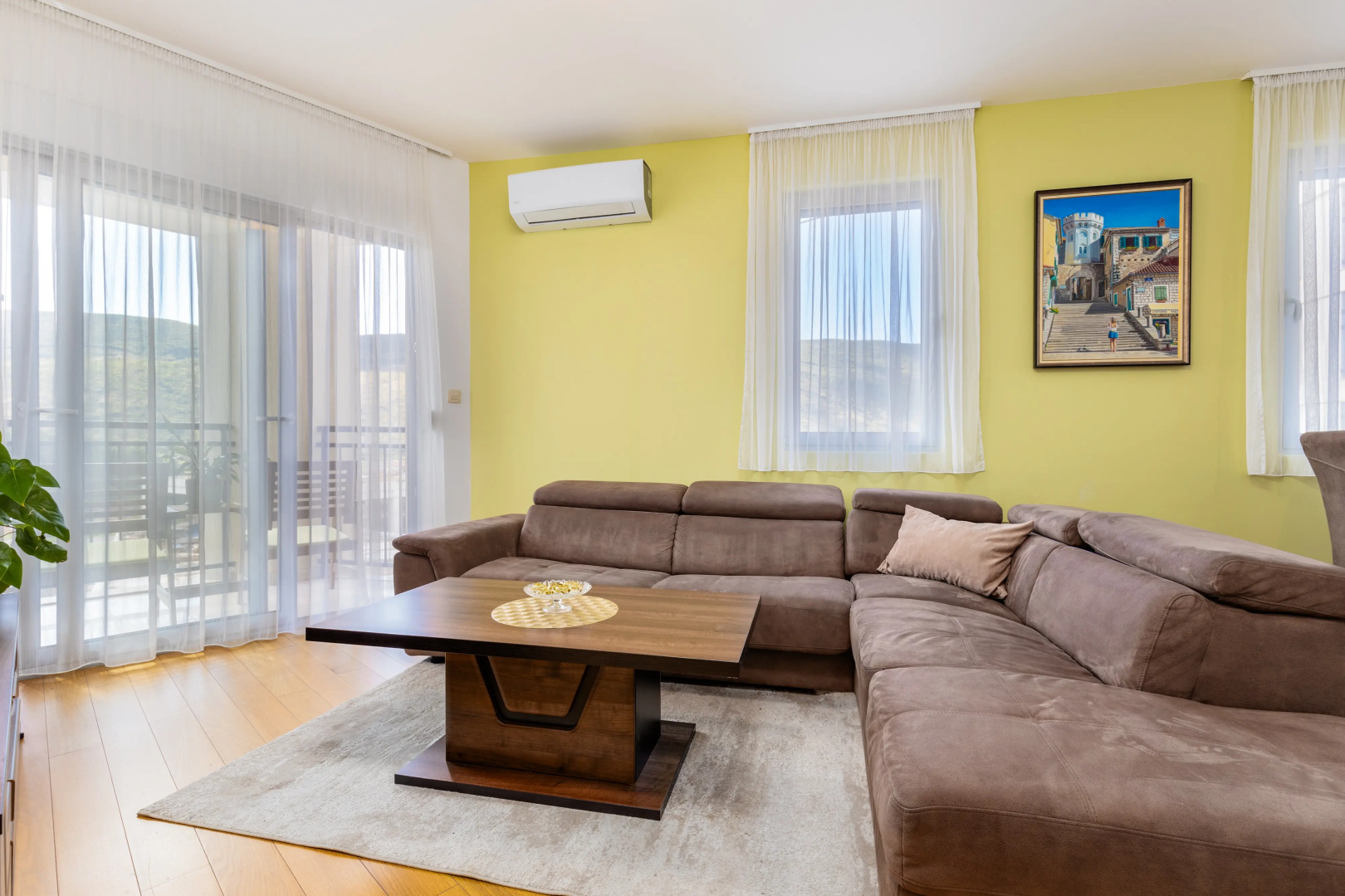 Apart Hotel MS Katunjanin