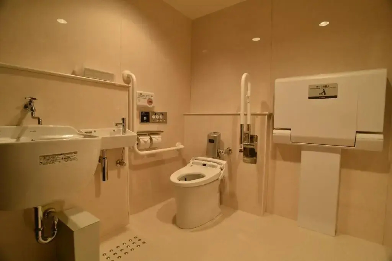 Hotel Glad One Kyoto Shichijo by M’s