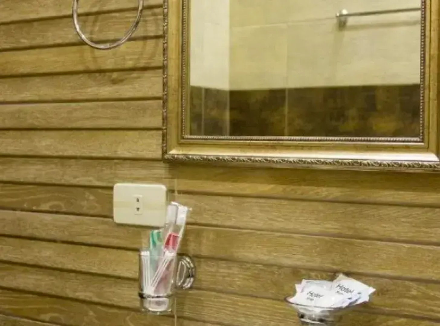 Premium Hotel