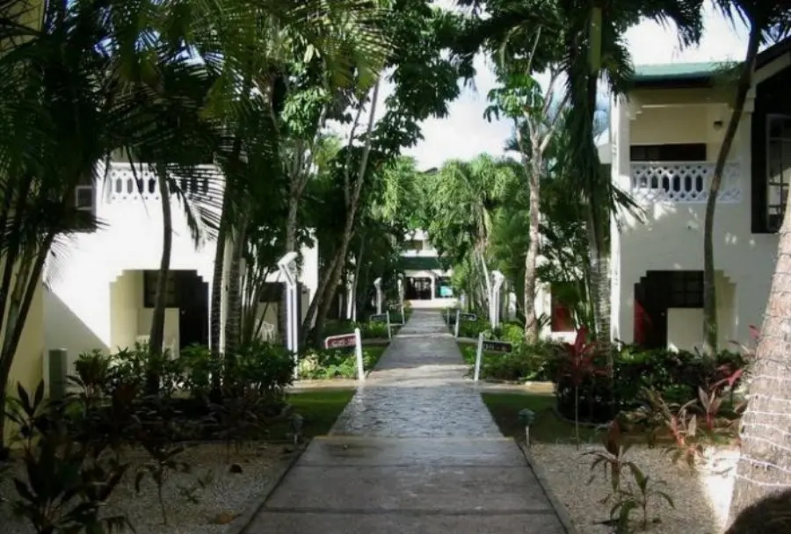 Coopmarena Beach Resort