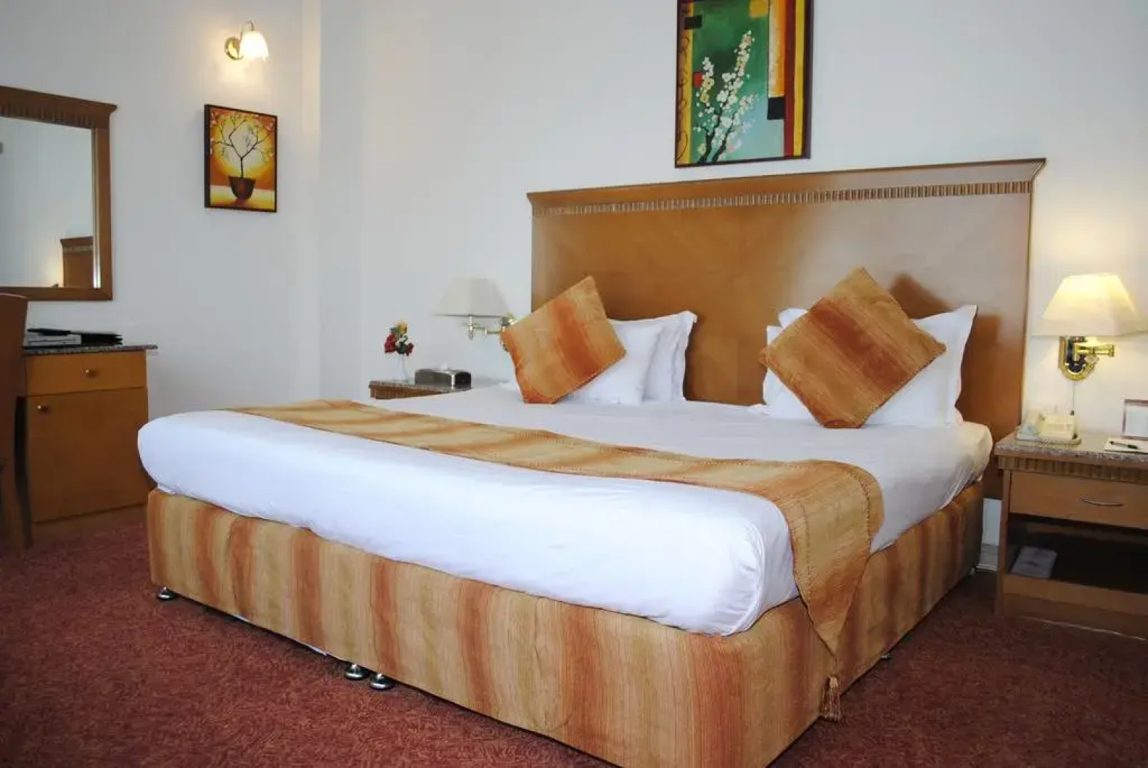 Ramee Guestline Deira Hotel