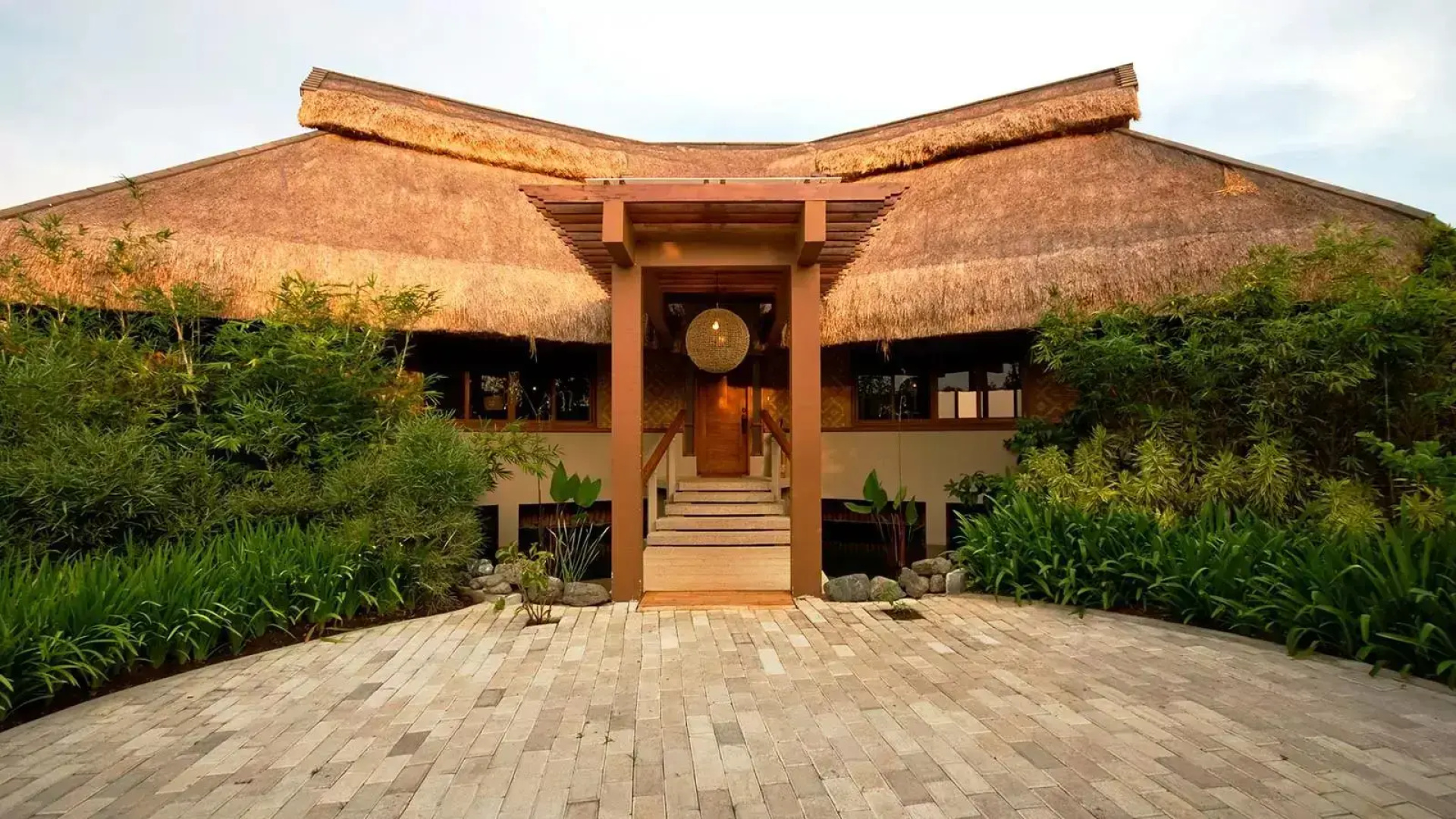 Eskaya Beach Resort and Spa