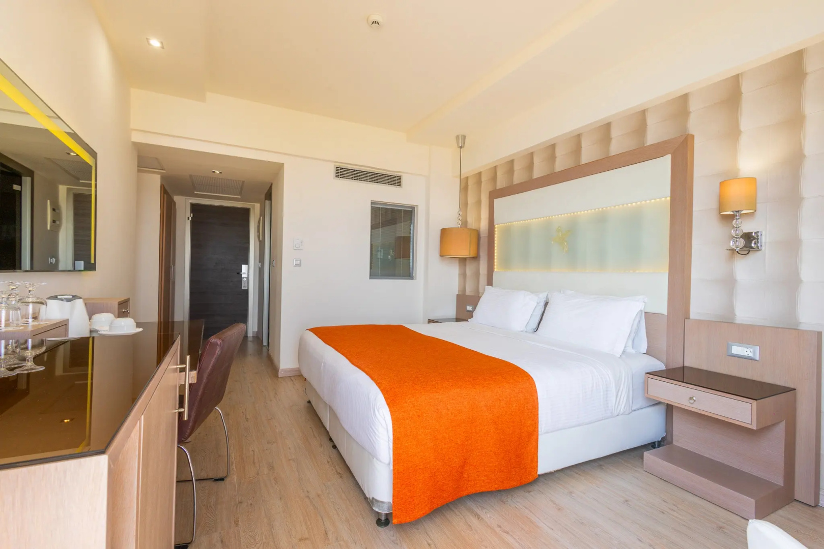 Pegasos Deluxe Beach Hotel