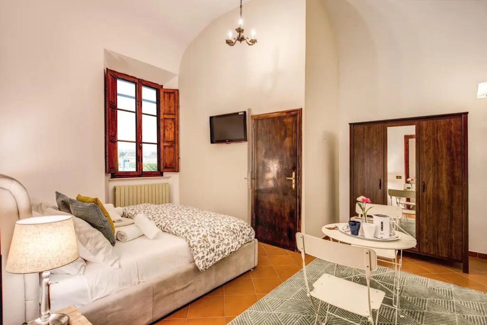 AwesHome Villa Tower