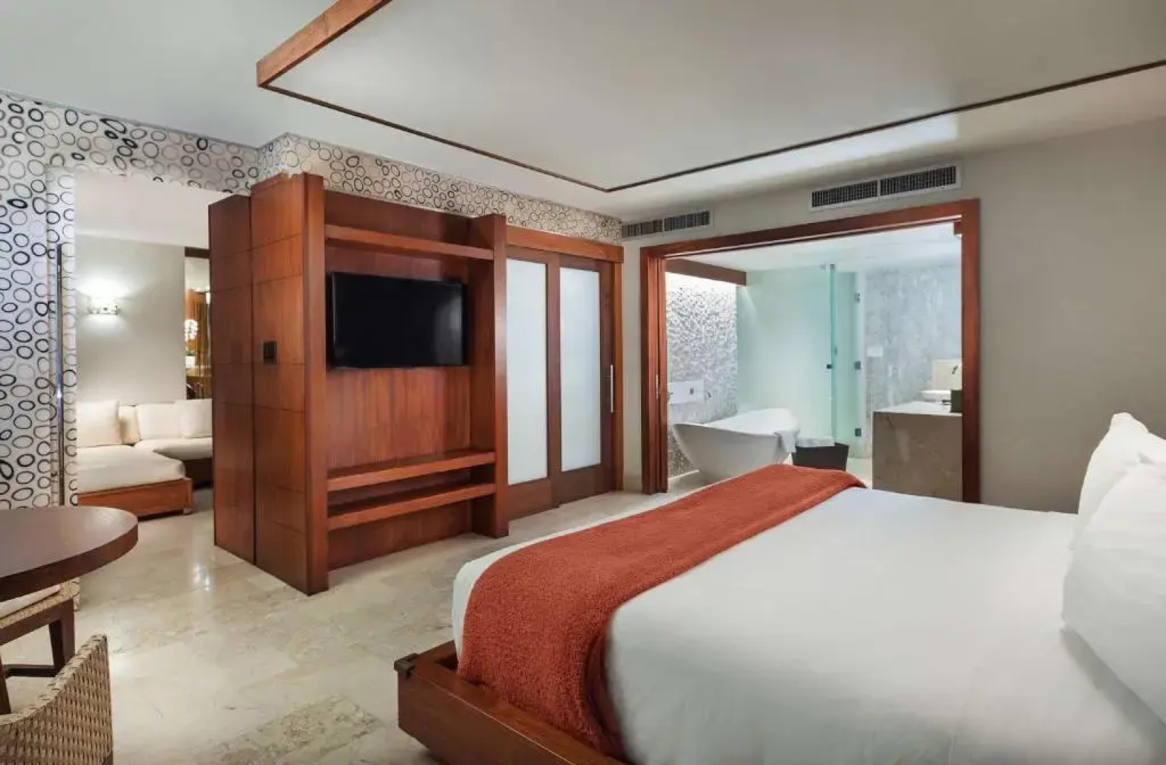 Costa d'Este Beach Resort and Spa