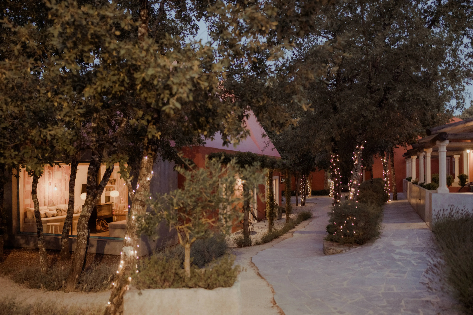 Luz Houses