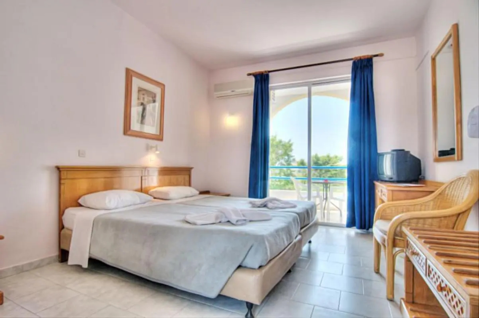 Medblue Lardos Hotel