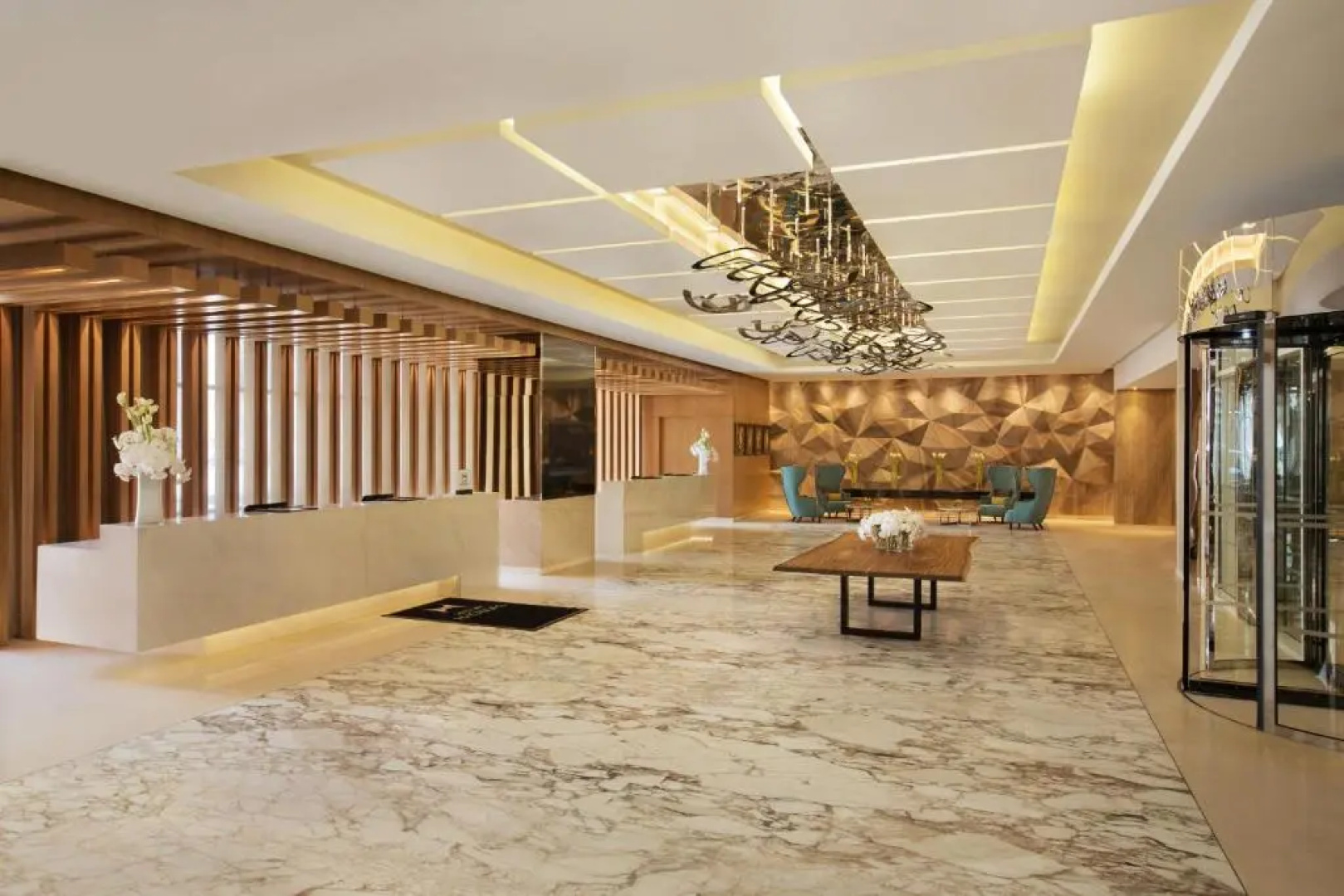 DoubleTree by Hilton Dubai - Jumeirah Beach