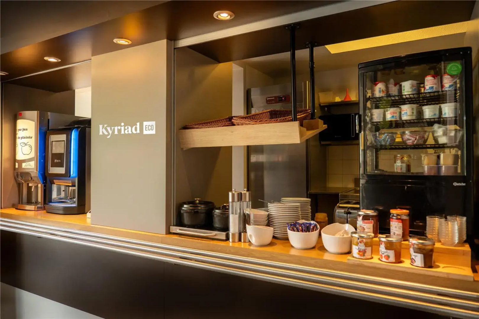 Отель Kyriad Eco 