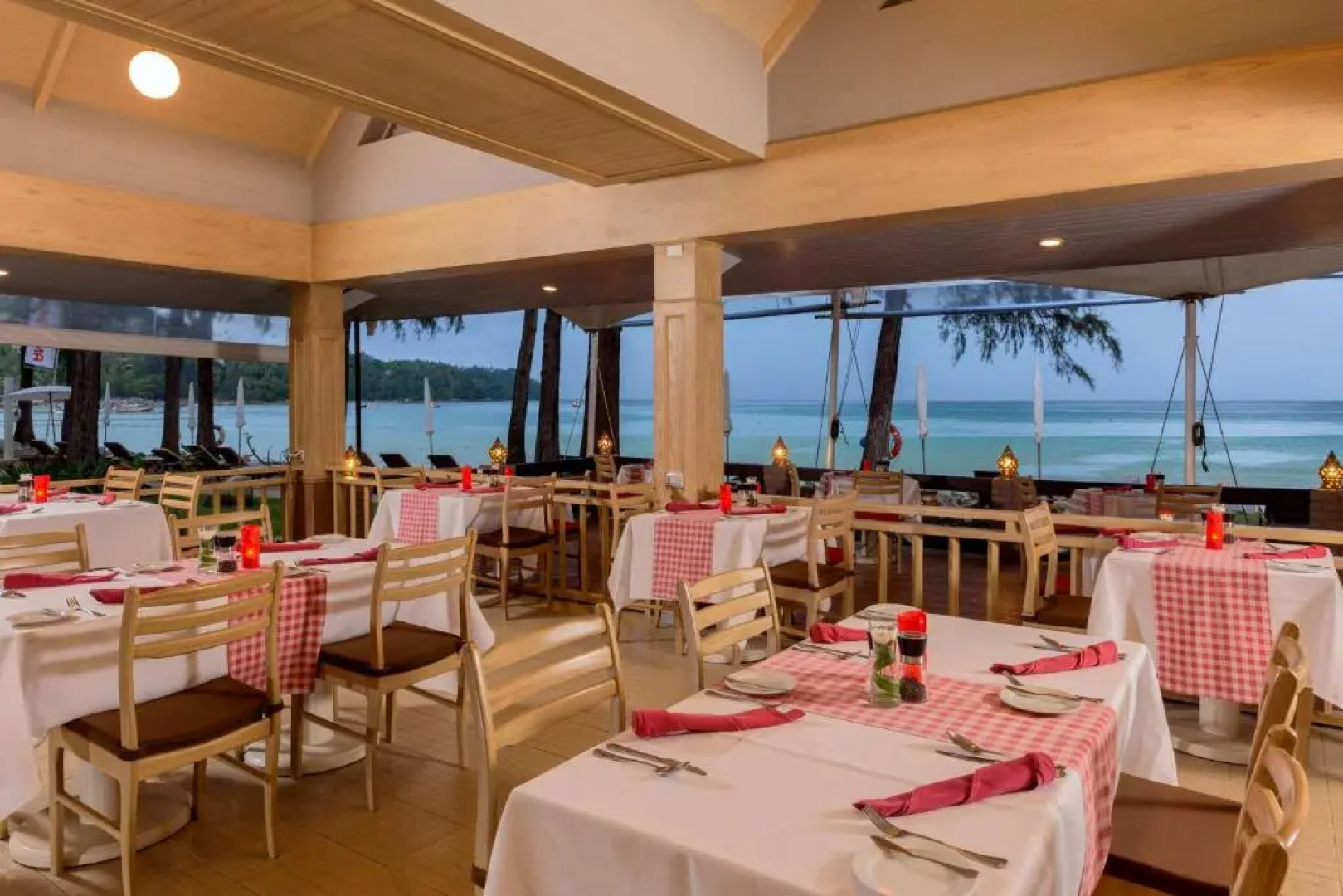 Отель Best Western Premier Bangtao Beach Resort and Spa