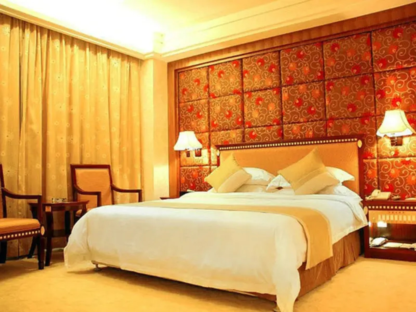 东莞怡安大酒店(雁田店)