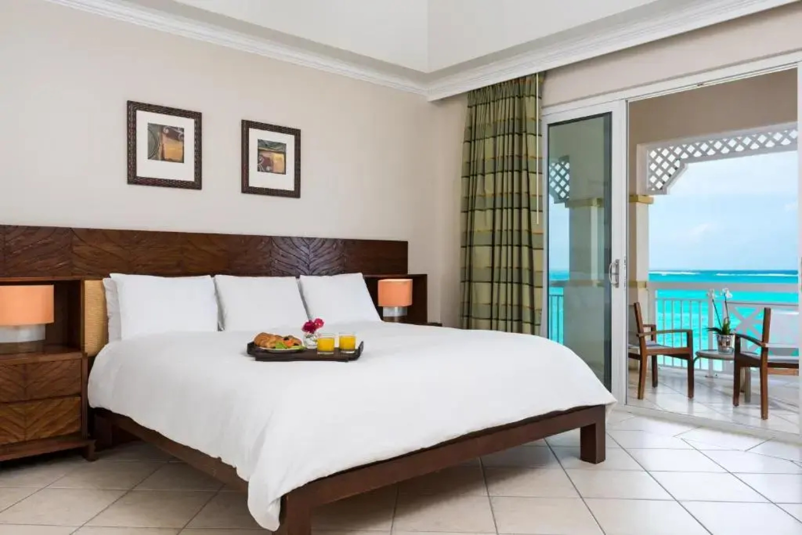 Alexandra Resort - All-Inclusive