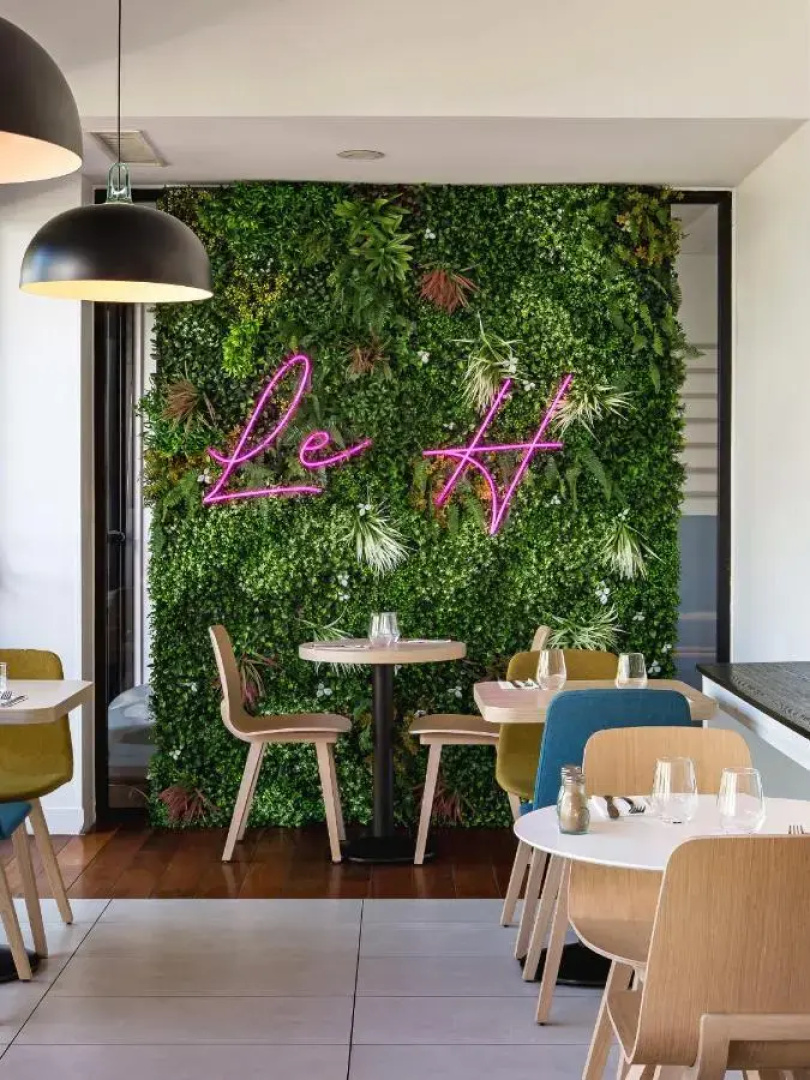 Holiday Inn Marseille Airport by IHG