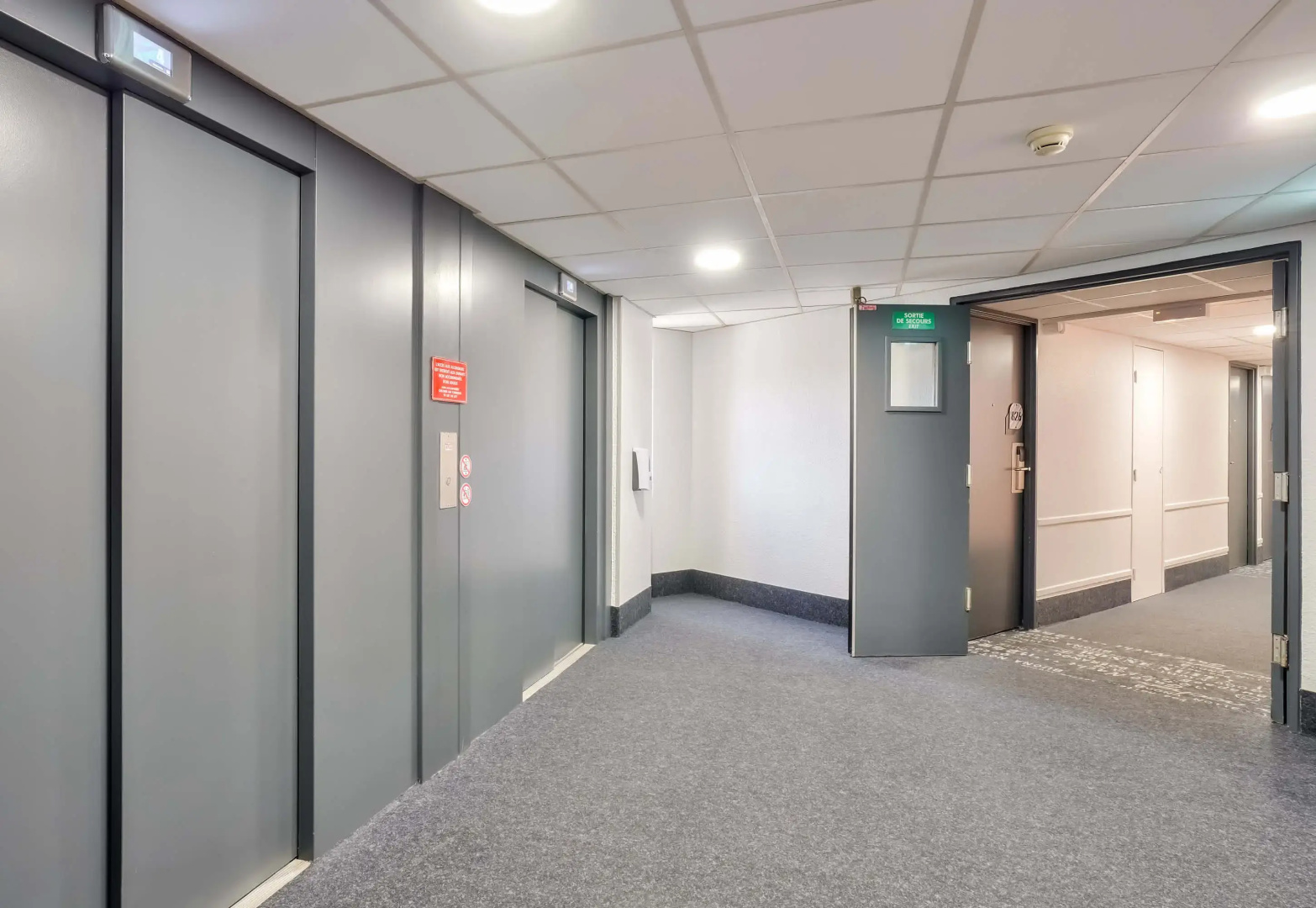 B&B HOTEL Paris 17 Batignolles