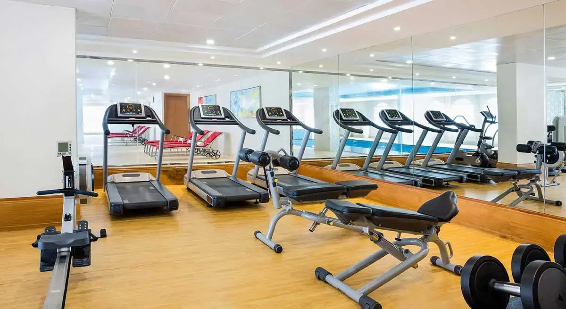 Отель Pullman Resort Al Marjan Island