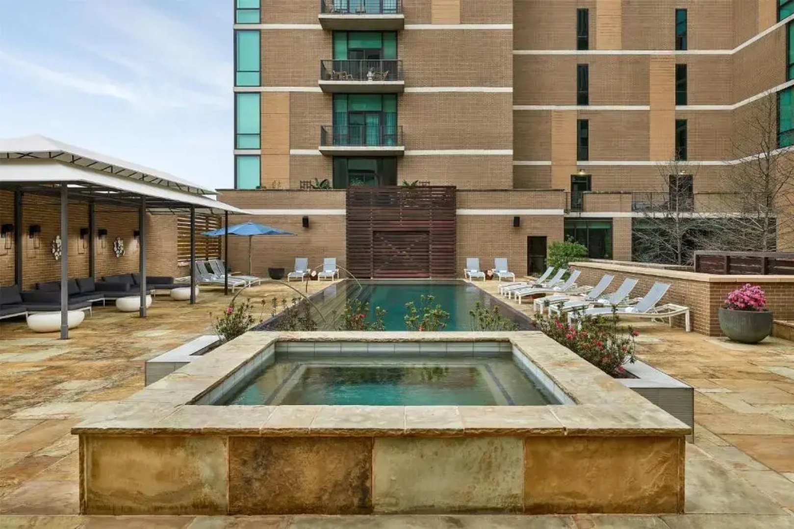 The Highland Dallas, Curio Collection by Hilton
