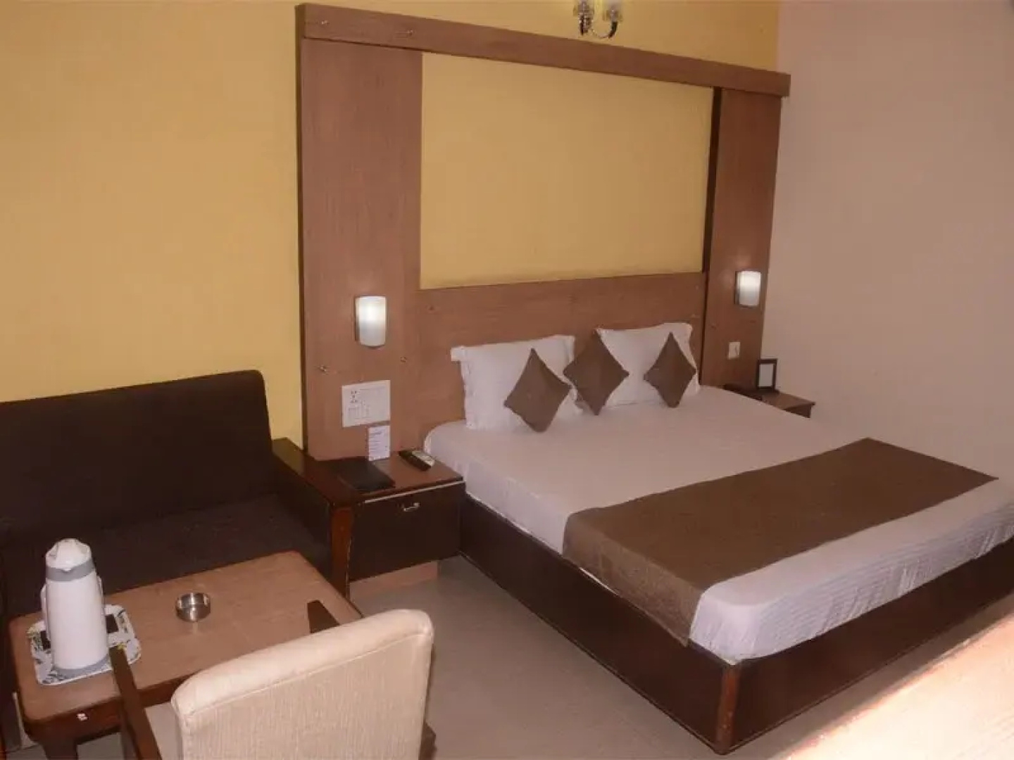 Hotel Dolphin