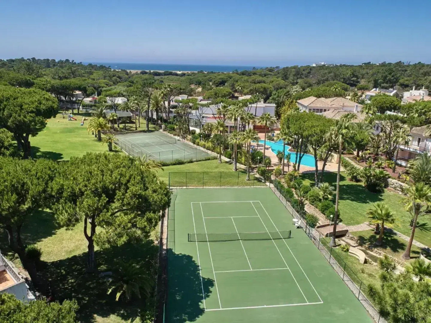Ria Park Garden Hotel