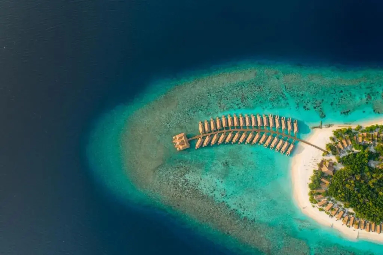 Kudafushi Resort and Spa