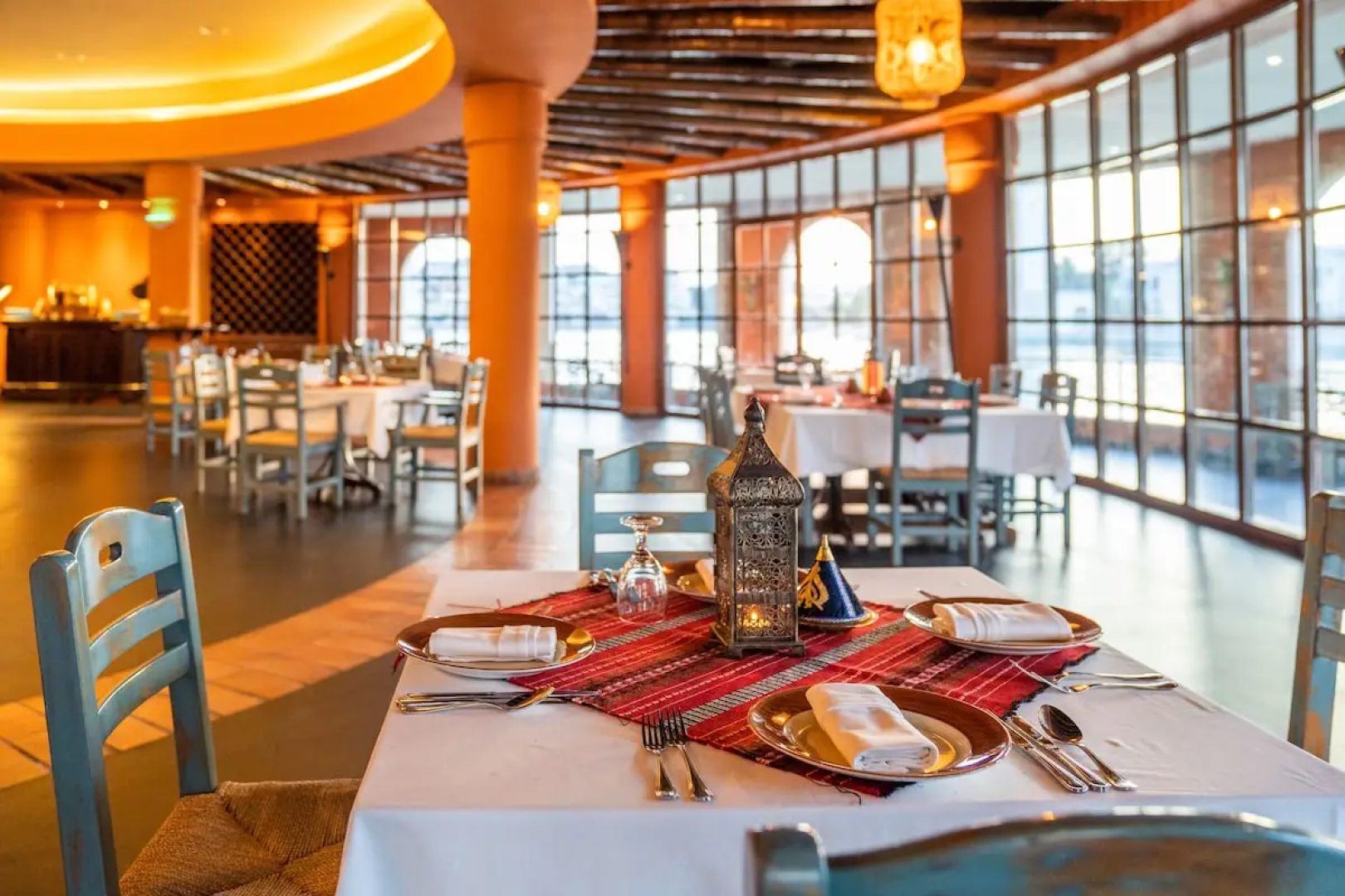 Отель Millennium Lakeview