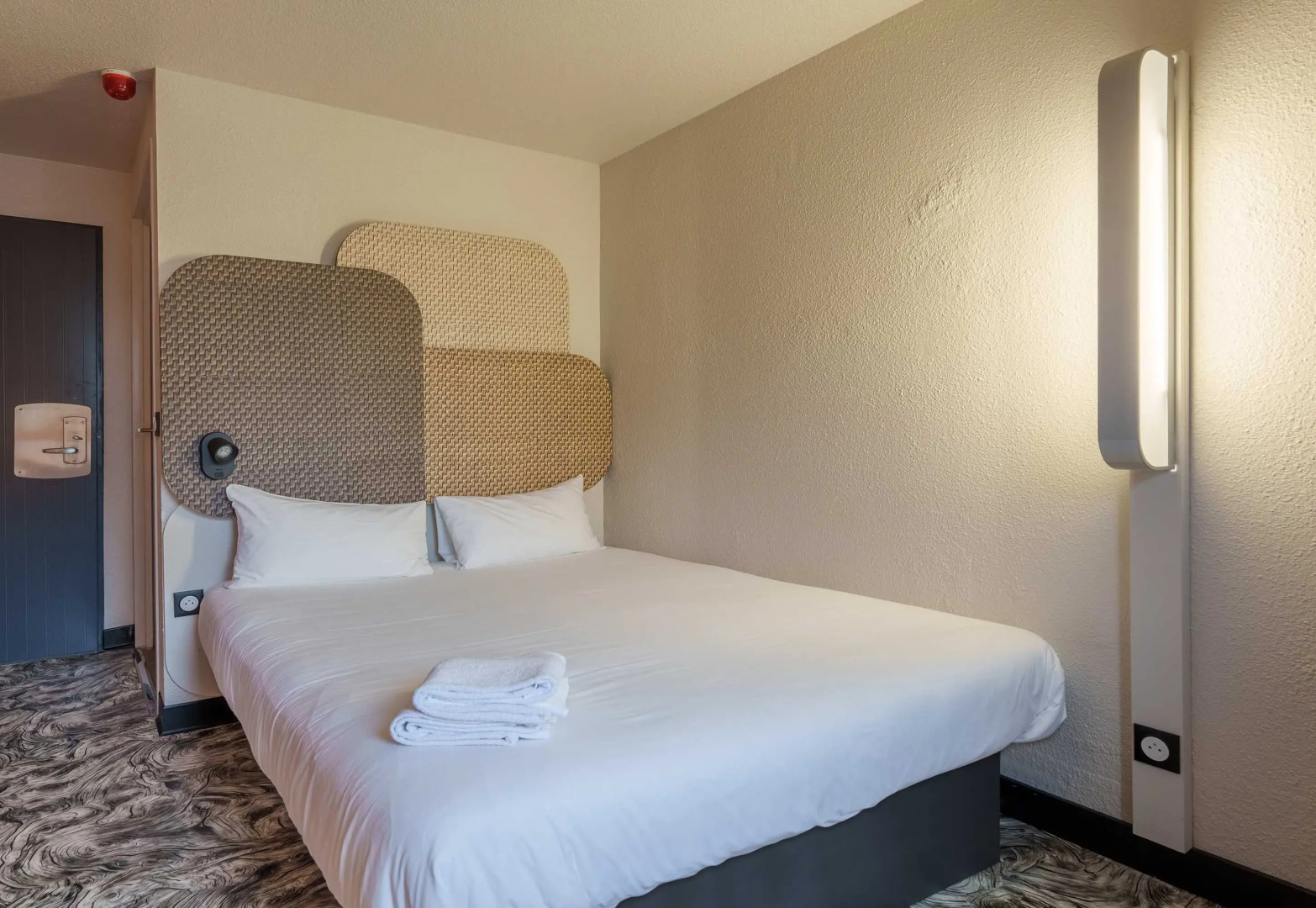 B&B HOTEL Troyes Centre