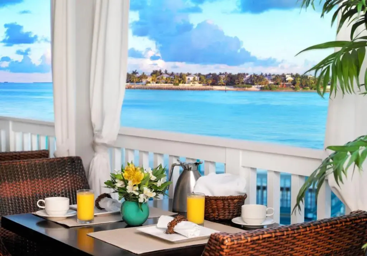 Ocean Key Resort - A Noble House Resort