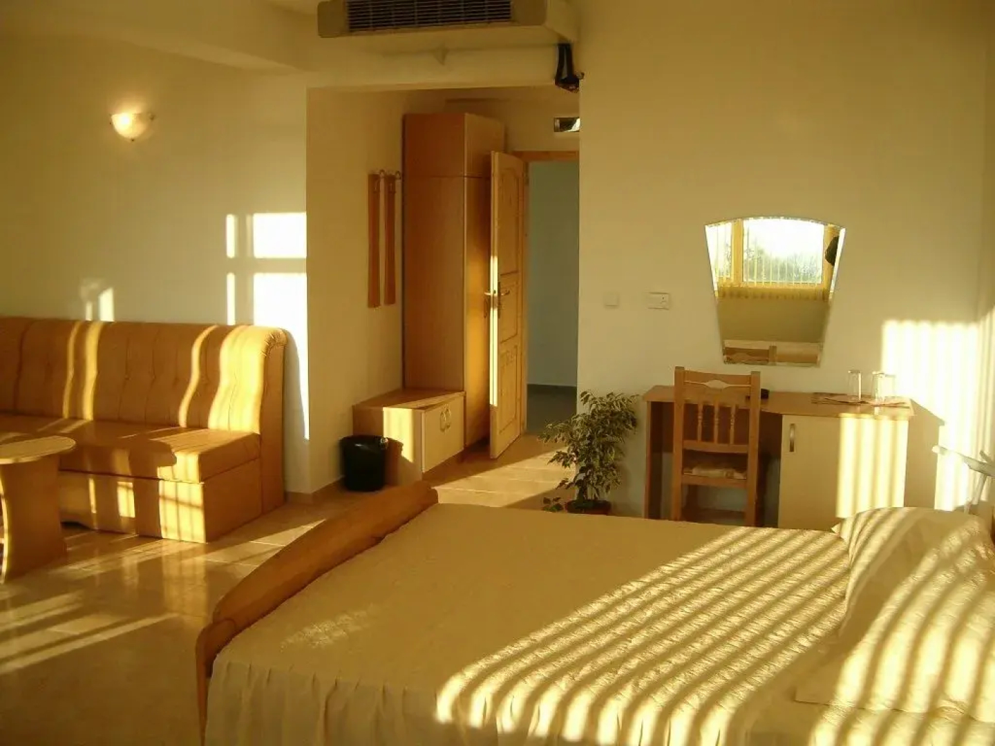 Cristal Hotel