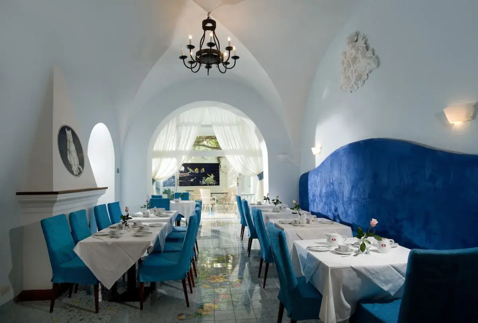 Отель Gatto Bianco Hotel & SPA