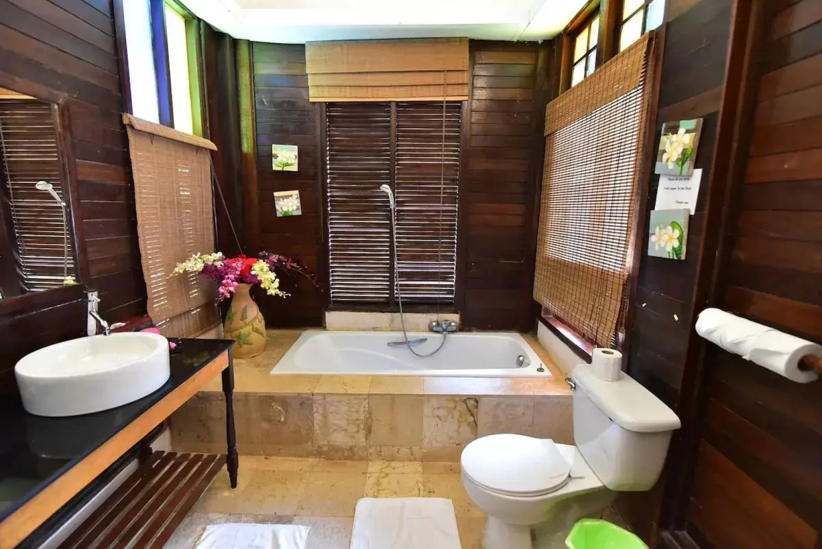 Отель Koh Ngai Thanya Beach Resort