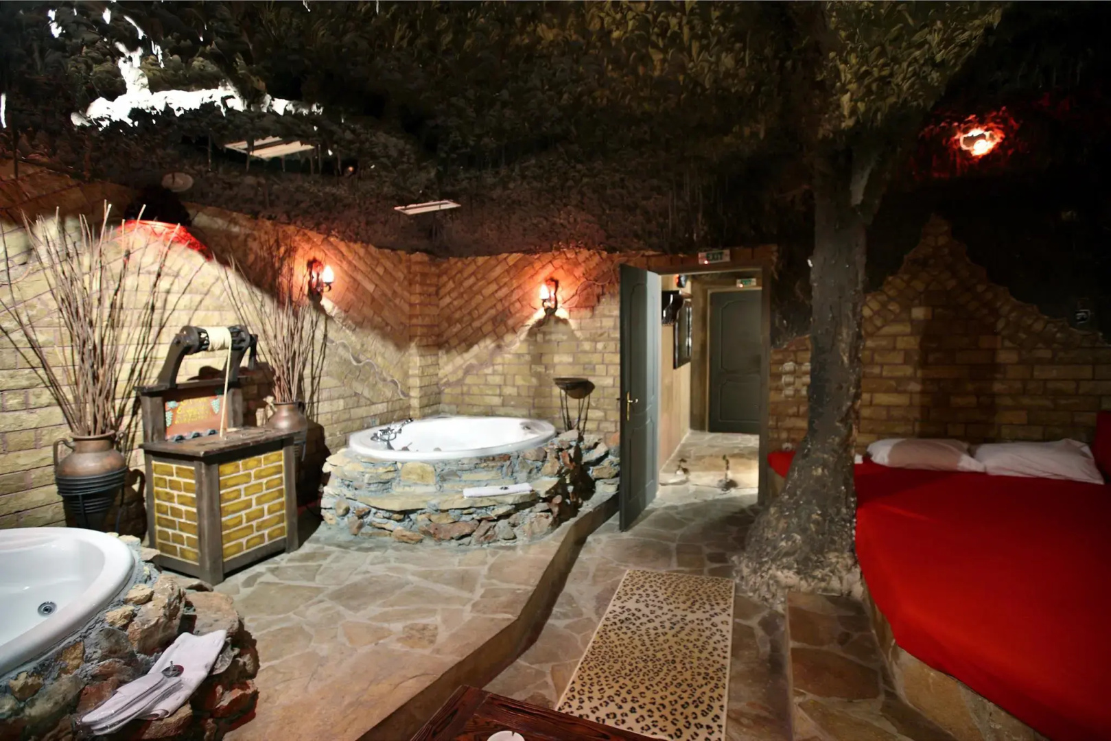 Midas Hotel
