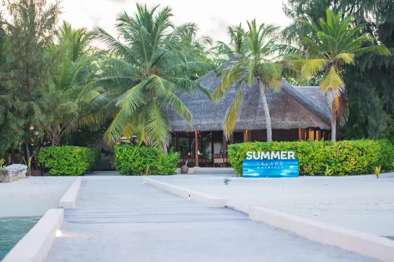 Отель Summer Island Maldives