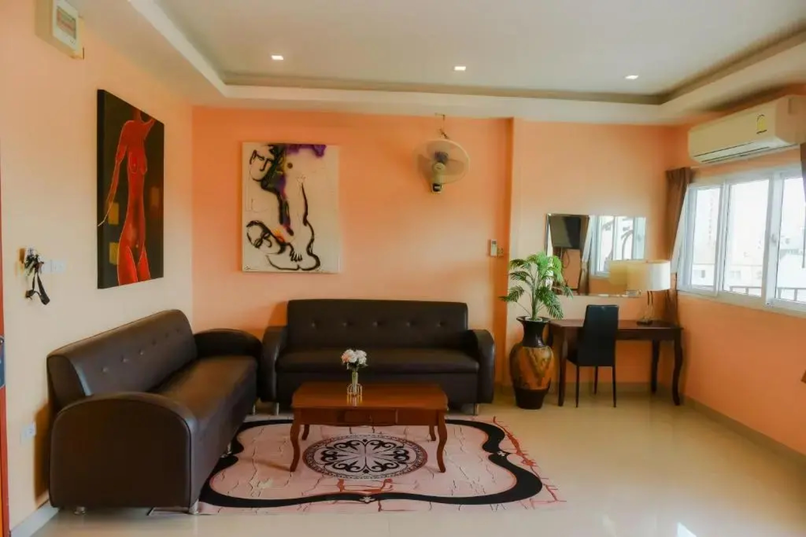 Patumnak Beach Guesthouse