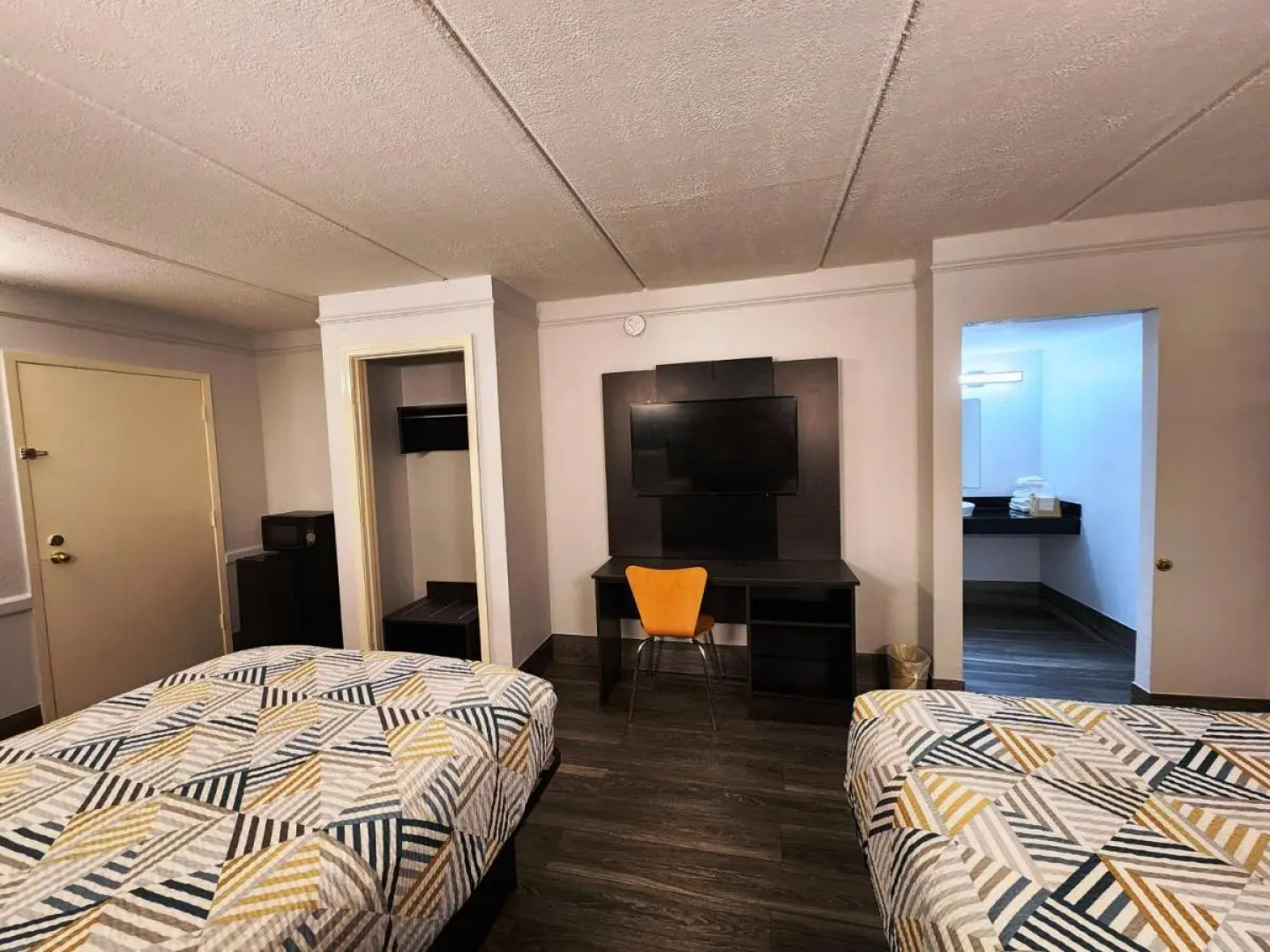 Motel 6 Baytown, TX - Garth Rd