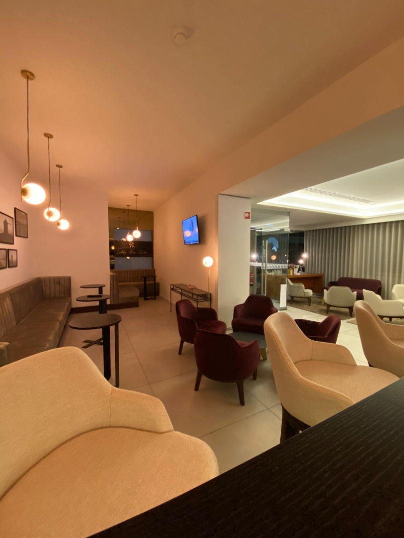 Apulia Praia Hotel