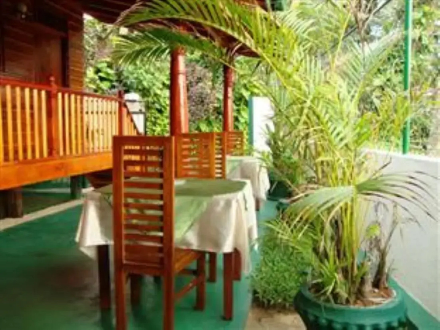 Sea Breeze Hotel