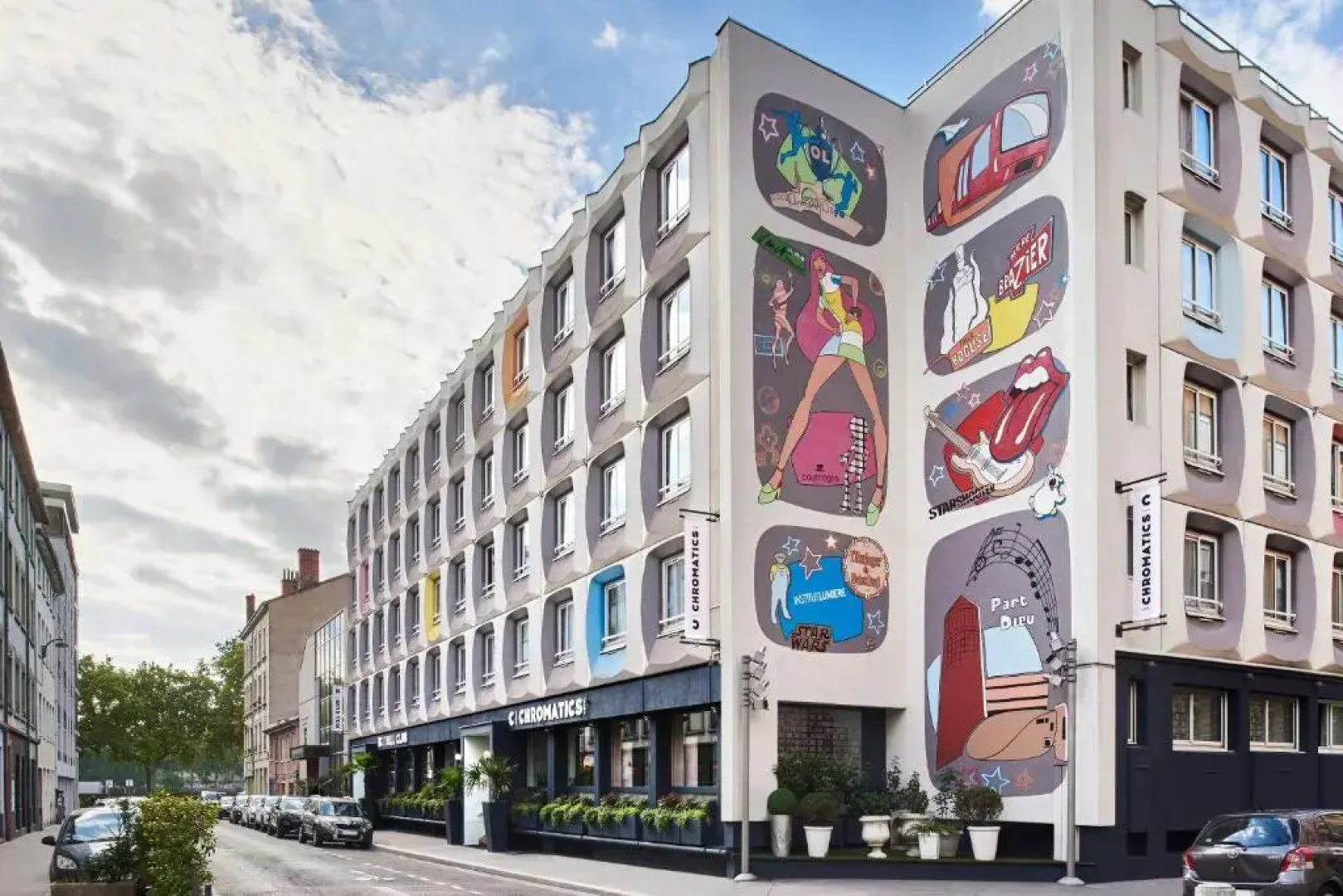 Chromatics Hotel & Restaurant The Hill Club by happyculture