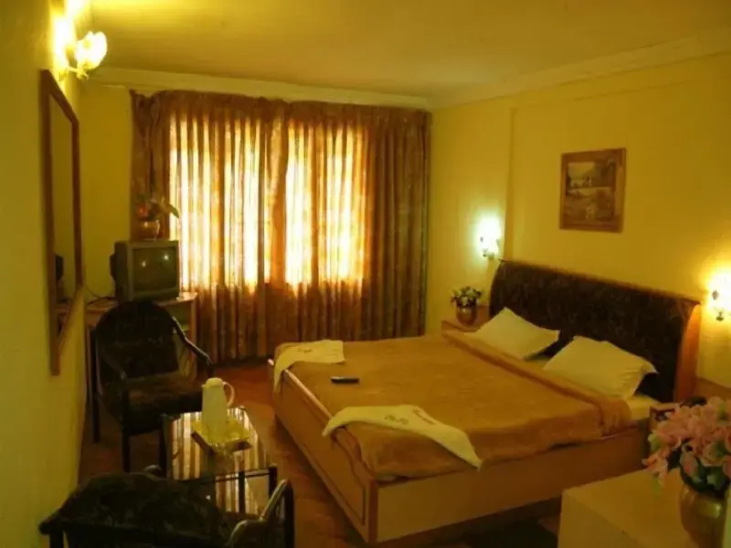 Royal Hotel