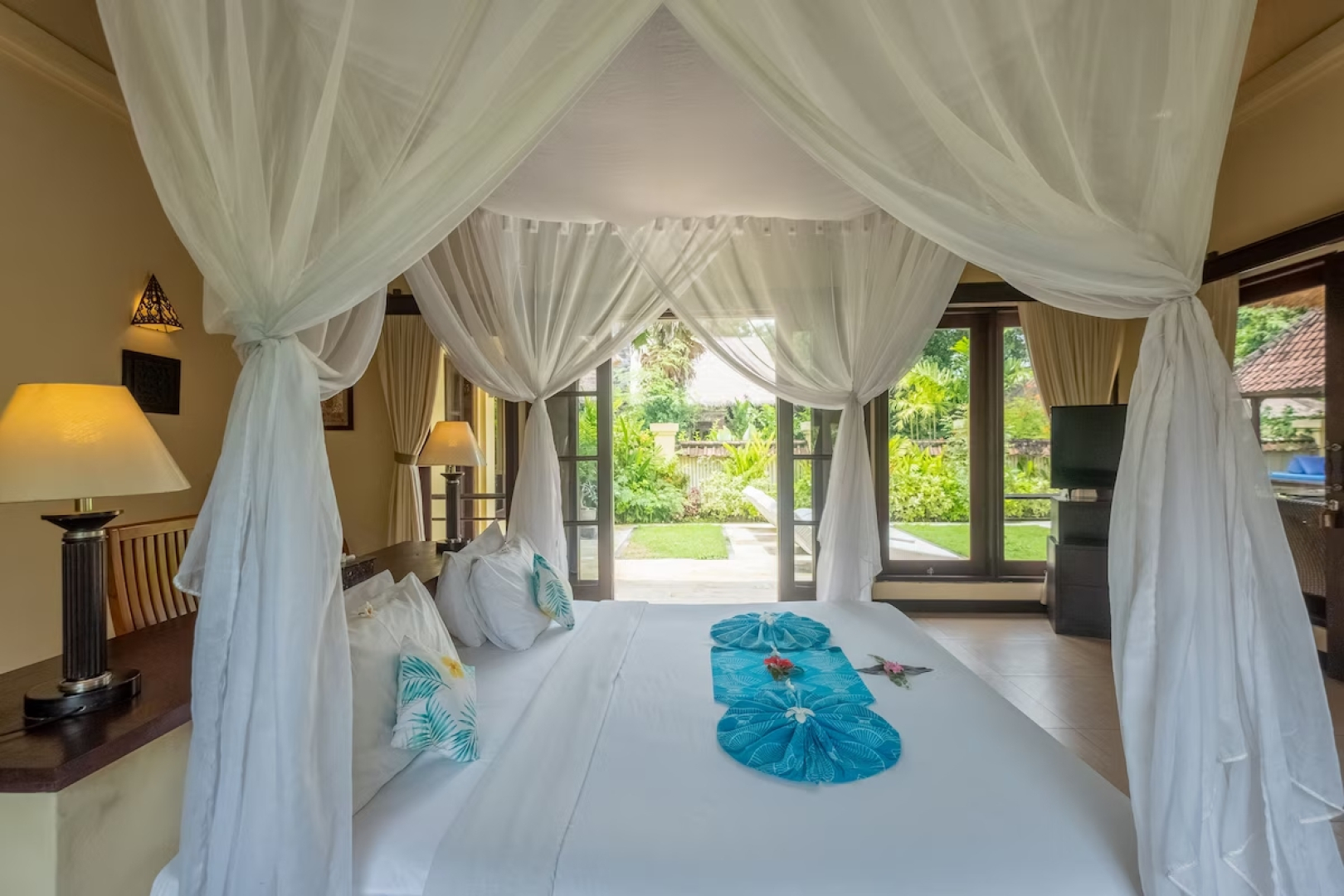Amertha Bali Villas Beach Front Resort and Spa